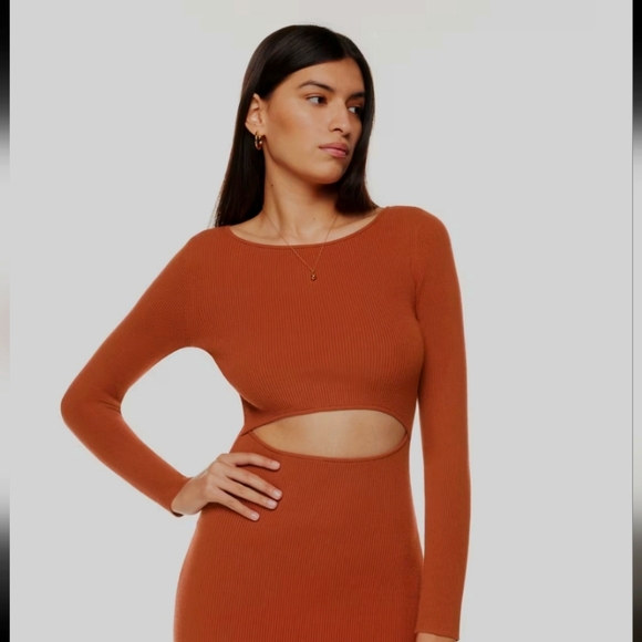 Wilfred Aritzia Revel Red cutout long sleeve dress - Picture 2 of 7